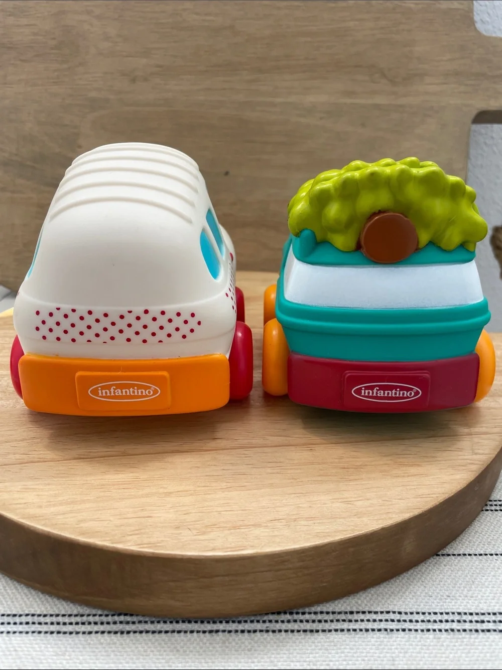 SALE! Infintino Cheer & Jolly Holiday Push Cars - White and Teal Set